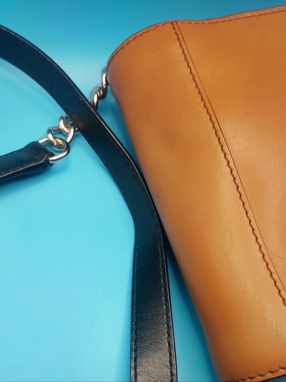 kate spade Vintage Mara Villabella Ave Small Camel/Black Flap Style Shouler Bag - Picture 8 of 14